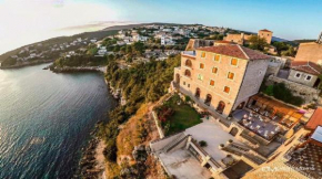 Гостиница Hotel Pirate Old Town  Улцинь